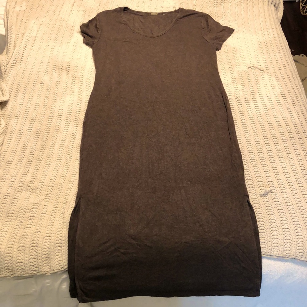 Tahari | maxi tshirt dress